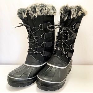 Khombu North Star Faux fur winter boots size 6